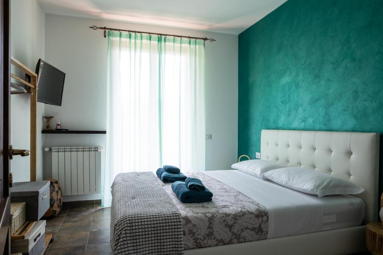 Villa De Alberti Vergiate Buitenkant foto